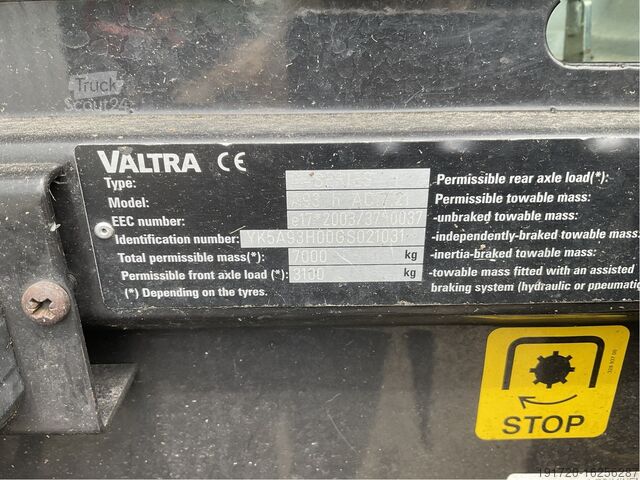 Tractoare (transportoare) Valtra A 93