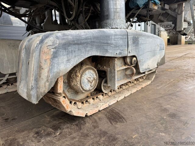 Paver Gomaco GT3400 Concrete Slipform Paver