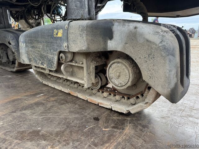 Paver Gomaco GT3400 Concrete Slipform Paver