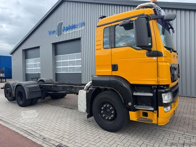 Box body MAN TGS 26.360 6x2, PTO Pump, Manual Gear, Steering...