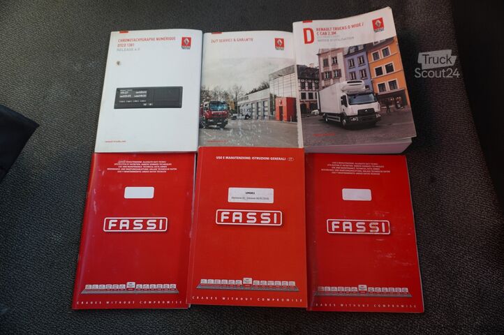 Vinçli platform Renault C280 DTI 8 / HDS Fassi F135A.22 / remote