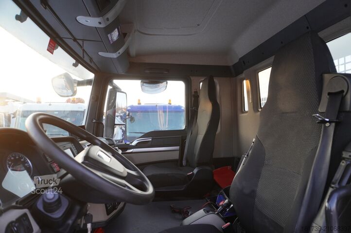 Vinçli platform MAN TGS 26.420 6x4 / Fassi F215A.2.24