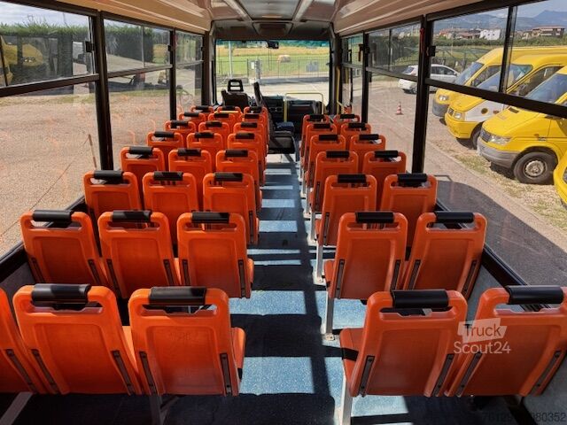 Okul otobüsü Iveco Bus 100E CACCIAMALI