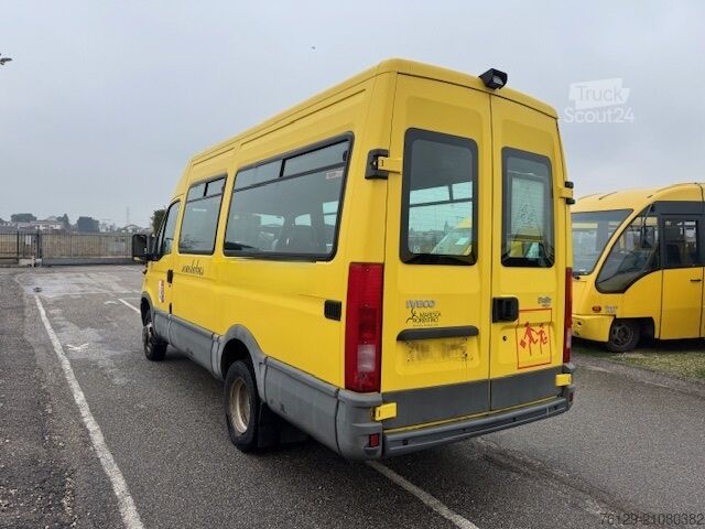 Schulbus Iveco Bus DAILY A40