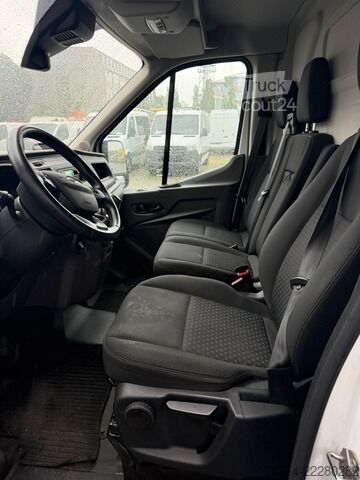 Furgon blaszak ford Transit Klima/ Assistent/ 3 Sitze/ Tempo./ Radio