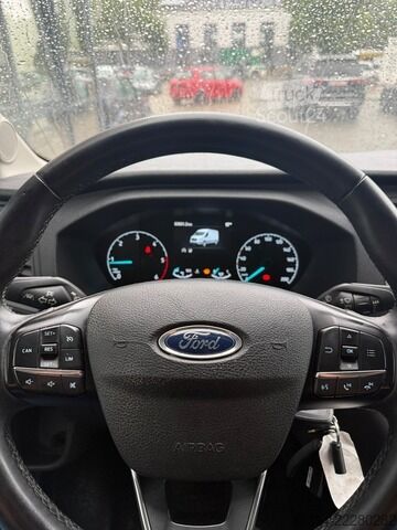 Furgon blaszak ford Transit Klima/ Assistent/ 3 Sitze/ Tempo./ Radio