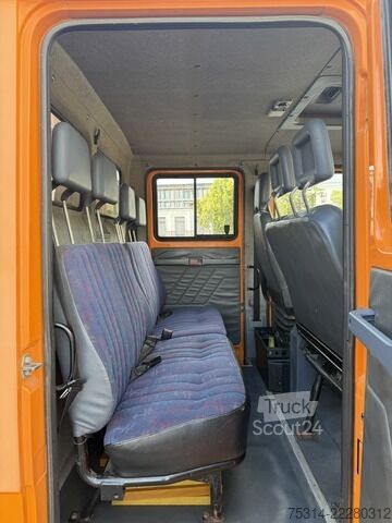 Фургон-шафа з фіранкою mercedes-benz MB Vario 614D Kipper Pritsche Plane/Spriegel mit