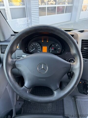 Palontorjuntakalusto mercedes-benz Sprinter 516 RTW Klima/ Automatik/ Liege