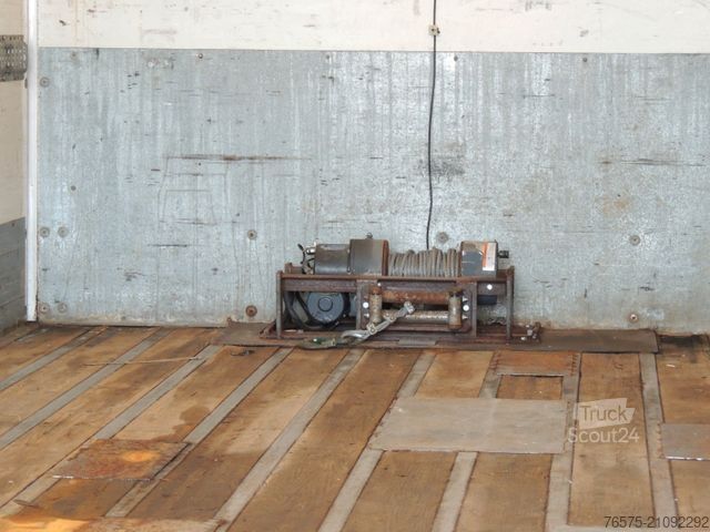 LKW mit Kofferaufbau RENAULT 380DXI Midlum Koffer + LBW (manual)