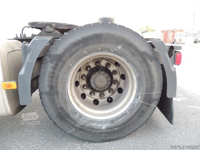 Standardowy ciągnik siodłowy RENAULT T380