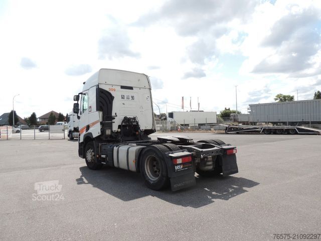 Standardowy ciągnik siodłowy RENAULT T380