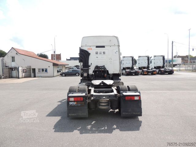 Standardowy ciągnik siodłowy RENAULT T380