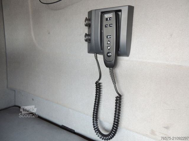 Standardowy ciągnik siodłowy RENAULT T380