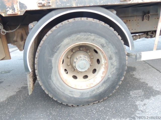 Truck mounted crane RENAULT 270dci Lander Plateau + Kran Hiab 140