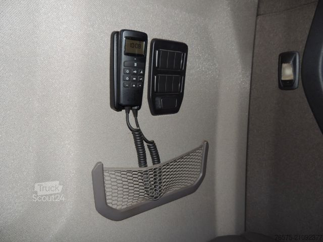 Standaard trekker SCANIA S500 LED