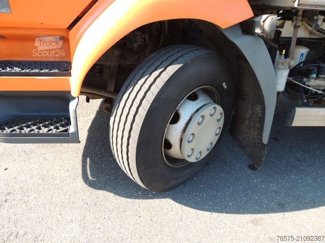 Tankwagen RENAULT 220dci Tankwagen (blatt)