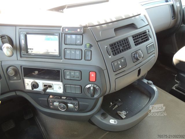 Zware vrachtwagen DAF 106XF 480 6x4 Space Cab (Retarder)