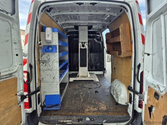 ανυψωτική πλατφόρμα τοποθετημένη σε φορτηγό Renault Master 2.3 dCi / KLUBB K32, 12,5m