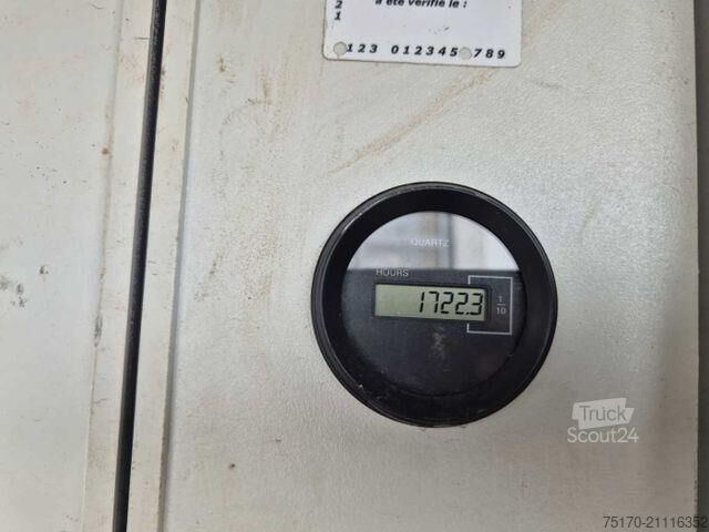 ανυψωτική πλατφόρμα τοποθετημένη σε φορτηγό Renault Master 2.3 dCi / KLUBB K32, 12,5m