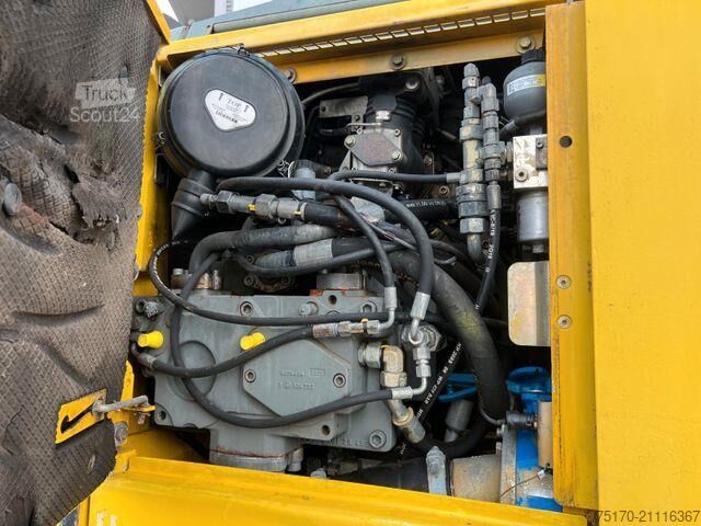  Liebherr A 900 C ZW Litronic / 18.866h / 2008