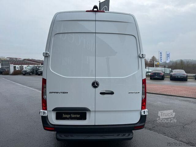 Hochdachkombi Mercedes-Benz Sprinter 319 CDI 4325 Klima Kamera LED