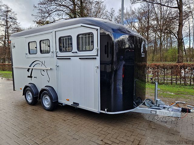 Prikolica za prevoz konja Cheval Liberté Maxi 4 Neu Frontexit Saddleroom Pullman