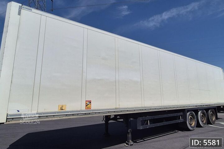 Valiză Schmitz Cargobull SCB/S3B / Disk brakes / Double stock
