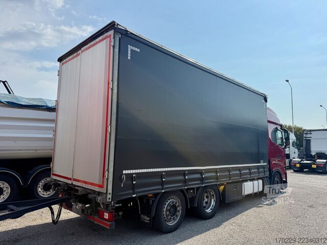Platformas kravas automašīna ar tentu Iveco s-way 480