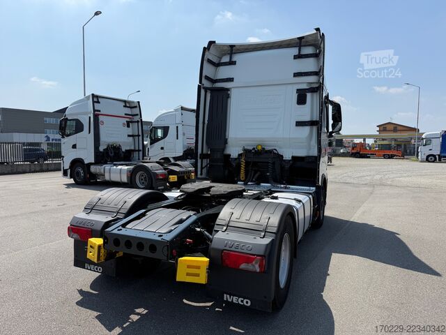 Cap tractor standard Iveco s-way 490