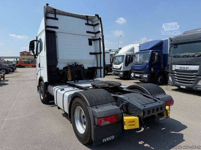 Cap tractor standard Iveco s-way 490
