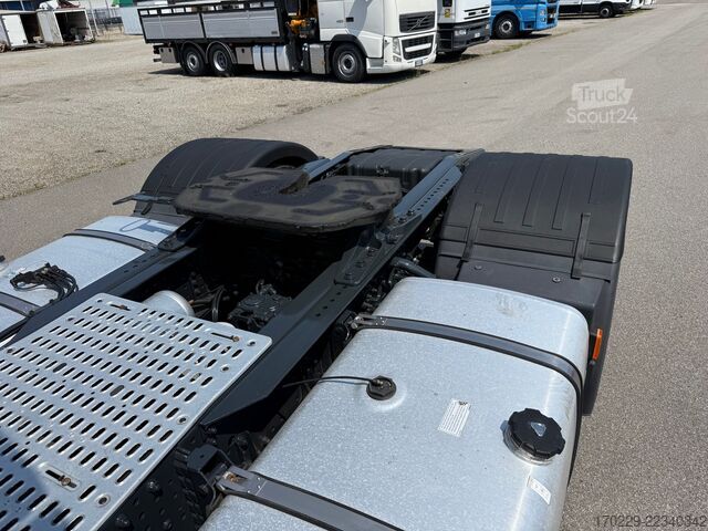 Cap tractor standard Iveco s-way 490