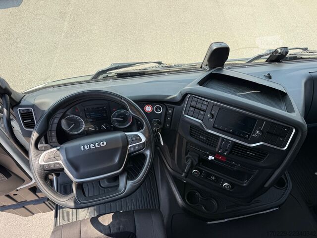 Cap tractor standard Iveco s-way 490