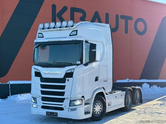 Стандартний трактор Scania S 660 6x2 RETARDER / DOUBLE BOGIE