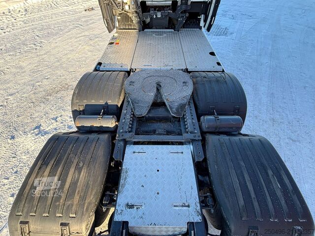 Стандартний трактор Scania S 660 6x2 RETARDER / DOUBLE BOGIE