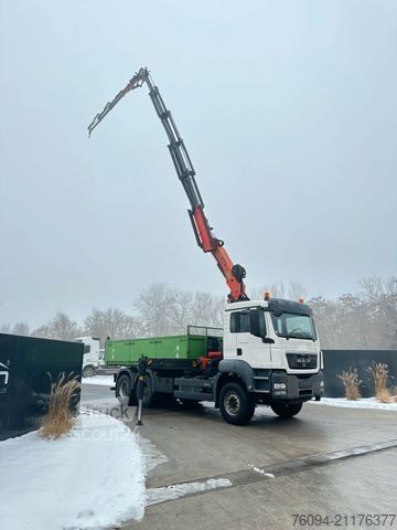 Grue montée sur camion MAN TGS 33.440 6x4 KRAN 28m FUNK+Jib+Seilwinde 5./6.
