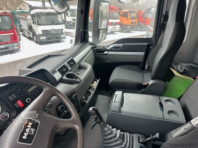 Grue montée sur camion MAN TGS 33.440 6x4 KRAN 28m FUNK+Jib+Seilwinde 5./6.