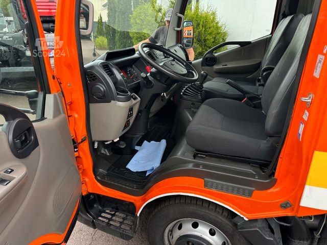 Cistercijsko vozilo za vakuumsko izvlačenje NISSAN NT 400 Kaiser Saug /Druck Kombispüler