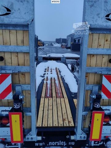 Fliegl DTS 300 Machinery Trailer with Hydraulic Loading R