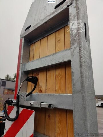  Fliegl DTS 300 Machinery Trailer with Hydraulic Loading R