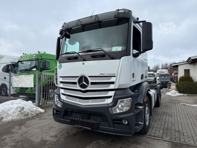 Podvozek nákladního auta MERCEDES-BENZ Actros 2553 Fahrgestell/Retarder/Lenkachse/EU6D