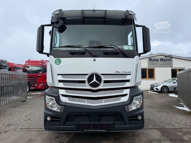 Podvozek nákladního auta MERCEDES-BENZ Actros 2553 Fahrgestell/Retarder/Lenkachse/EU6D