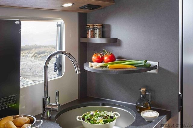 Camping-car semi-intégré MALIBU T 470 RB LE K comfort 180PS+ACC+Markise+TV+LED