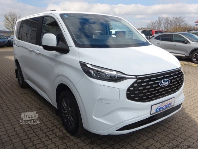 Minibussi FORD Tourneo Custom L1 Titanium 2.5L PHEV B&O Kam Nav