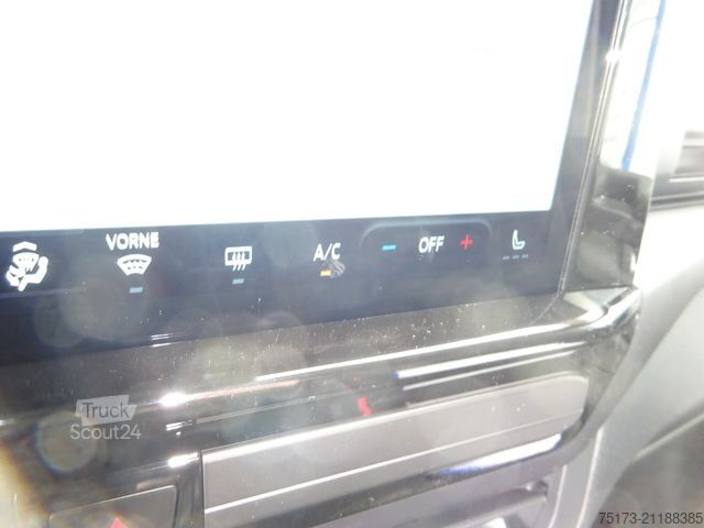 Minibussi FORD Tourneo Custom L1 Titanium 2.5L PHEV B&O Kam Nav