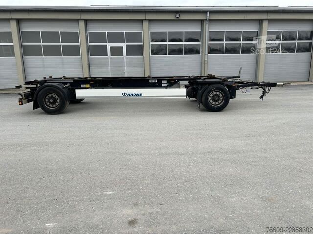 Reboque de chassis intercambiável KRONE 2 Achswechselfahrgestell, Typ: MAXI AZW 18 eL3B7