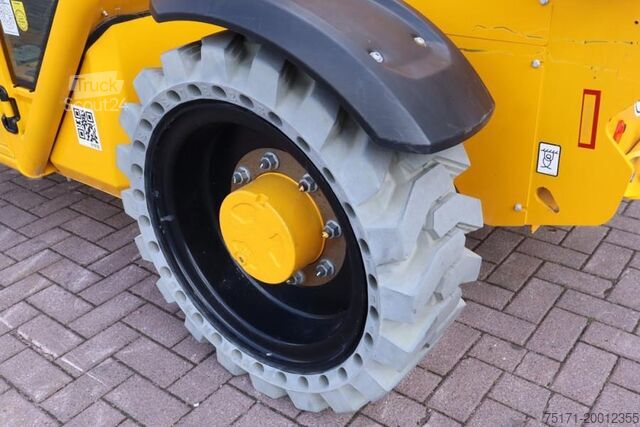 Caricatore telescopico JCB 525-60E Fully Electric, 2500kg Capacity, 6m Liftin