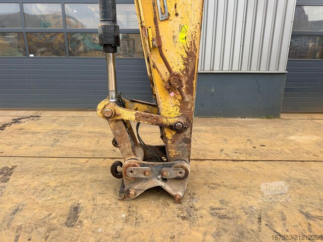 Crawler excavator Caterpillar 326F L