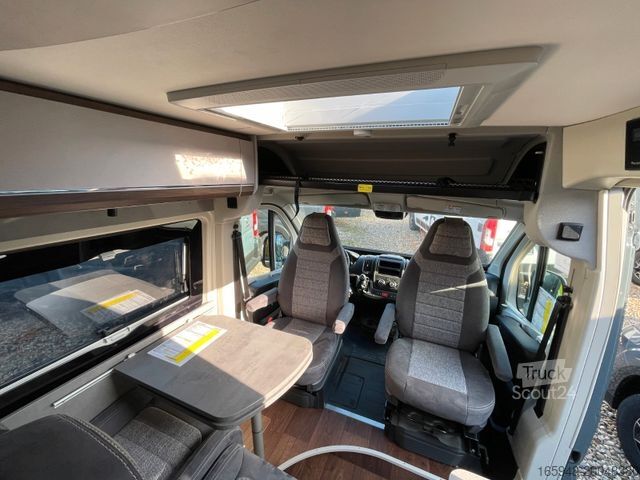 Camper van PÖSSL Summit 600 R (+) *Combi 6E*Bestand