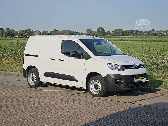 Bőrönd Citroën BERLINGO 1.5 L1 Navi NAP Euro6 AC