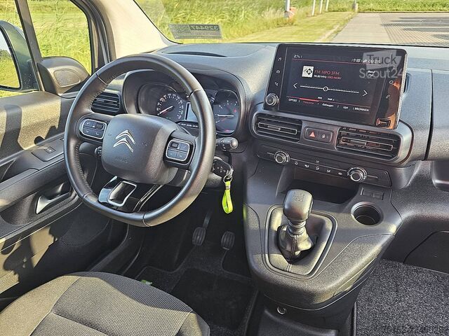 Bőrönd Citroën BERLINGO 1.5 L1 Navi NAP Euro6 AC